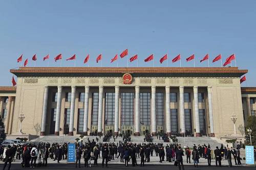个税红包才到手，总理刚刚又宣布：一个更大红包来了，影响14亿人！